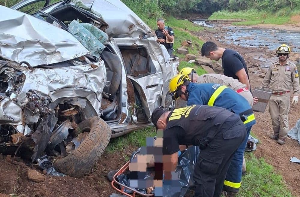 Saída de pista termina em morte nesta quarta (24) no Rio das Mortes, em Guarapuava