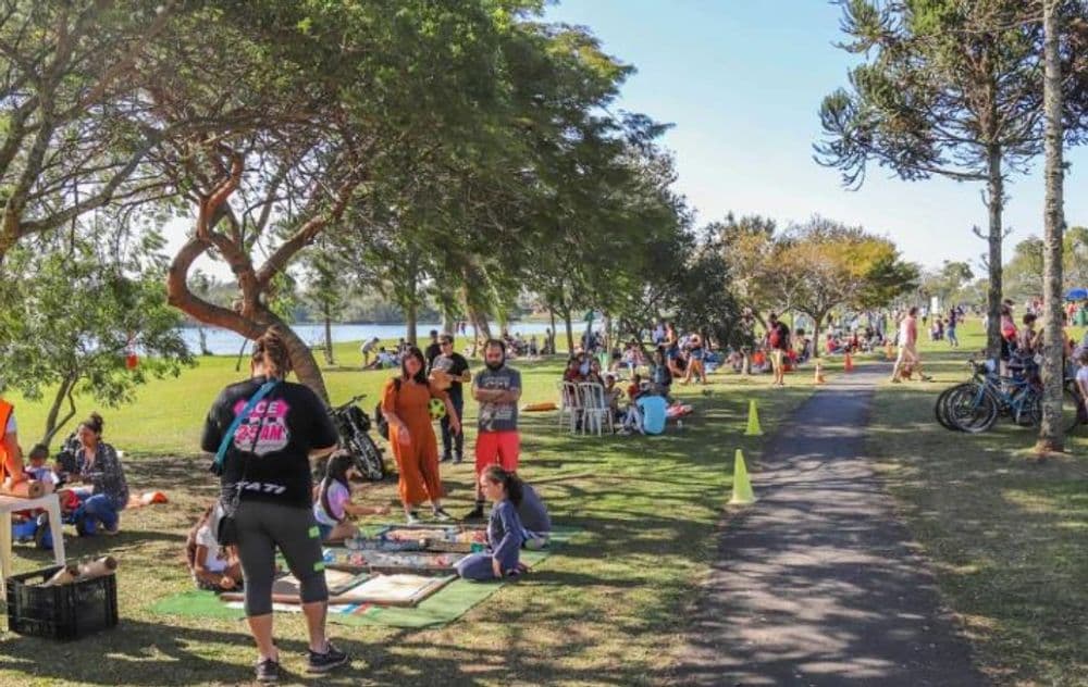 Sol predomina e calor ganha força no Paraná neste domingo