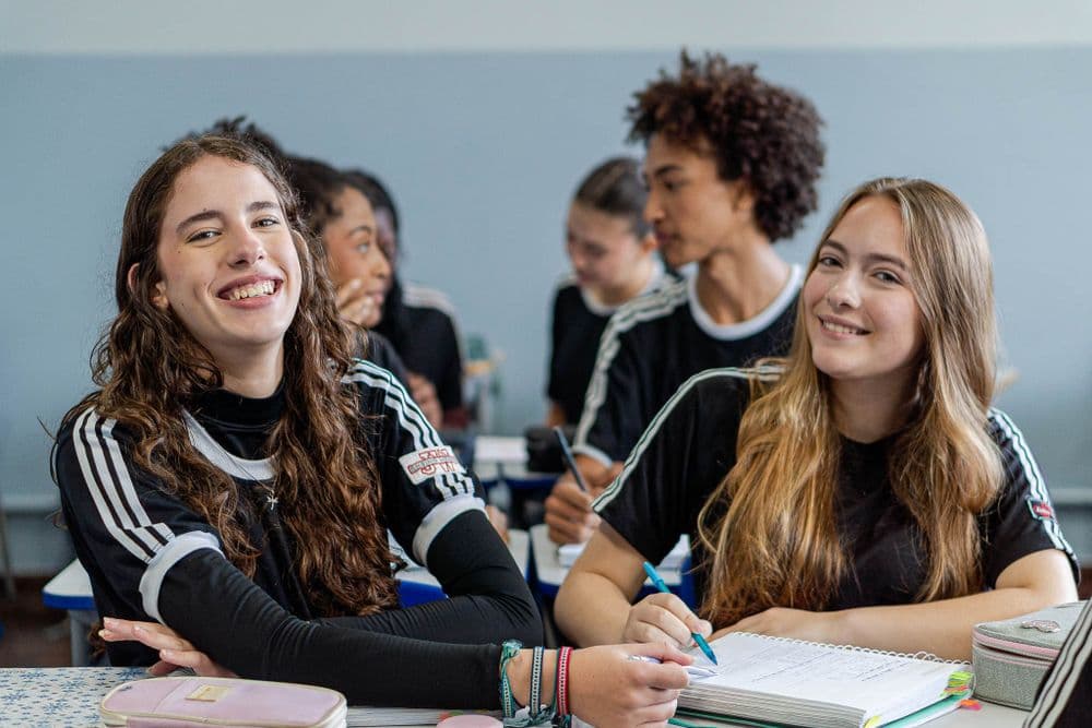 Enem 2025: 195 mil estudantes do Paraná realizam a prova neste domingo (9)