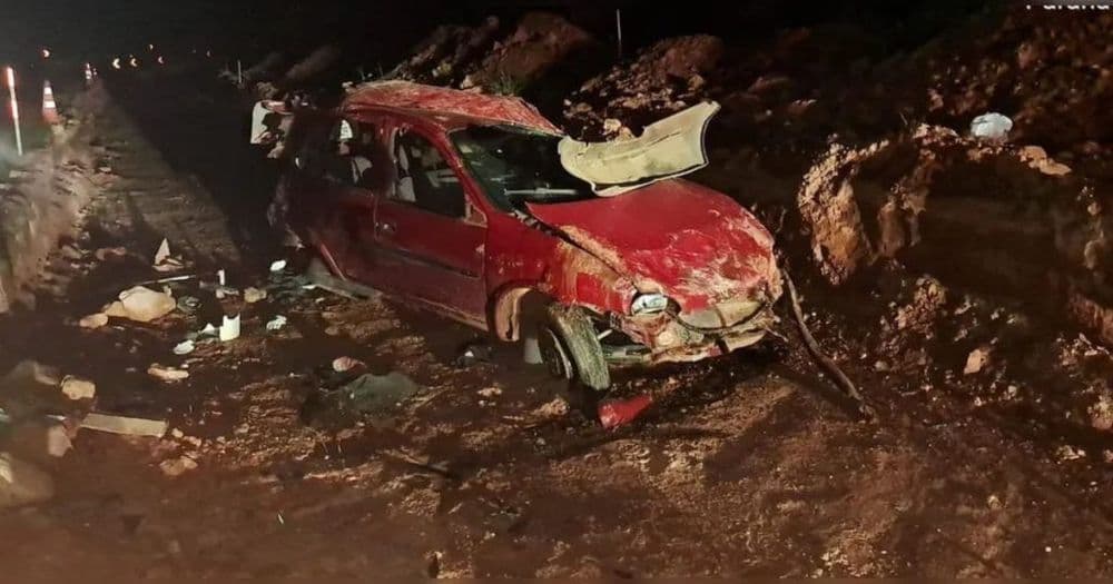 Criança morre e cinco pessoas ficam feridas em capotamento em Palmeira