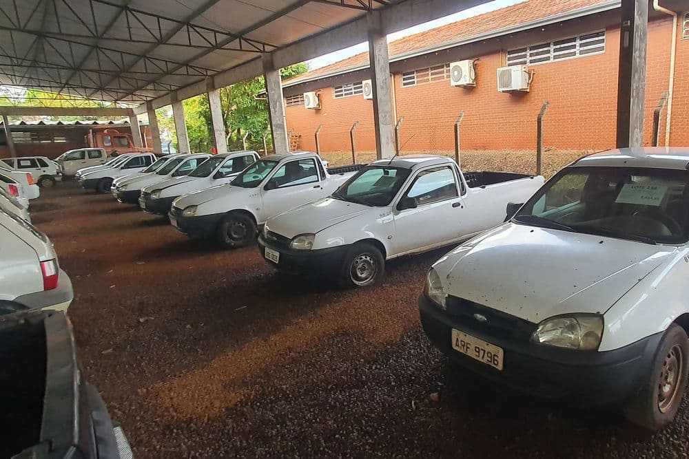 Motos a partir de R$ 632 e carros de R$ 1,2 mil; leilão do Estado abre visitação nesta terça (18)