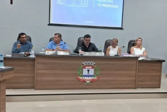 Câmara de Rebouças arquiva denúncia contra vereador “Tio Chico” por 6 votos a 2