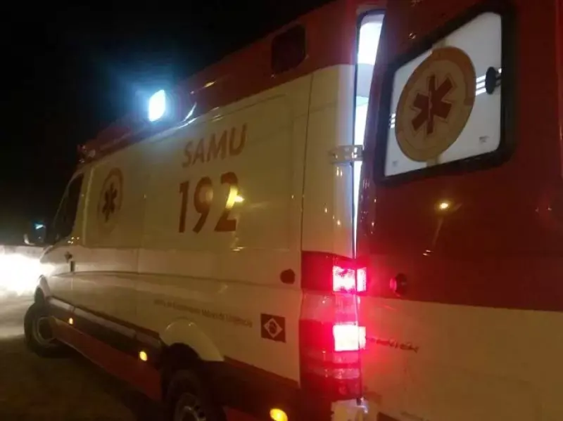 Homem ameaça matar esposa e a agride com peça de carrinho de bebê em Inácio Martins